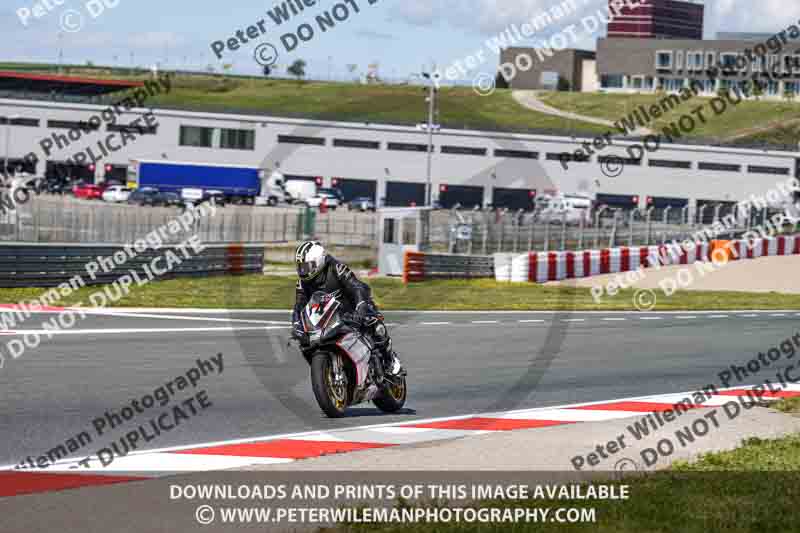 cadwell no limits trackday;cadwell park;cadwell park photographs;cadwell trackday photographs;enduro digital images;event digital images;eventdigitalimages;navarra;no limits trackdays;peter wileman photography;racing digital images;trackday digital images;trackday photos